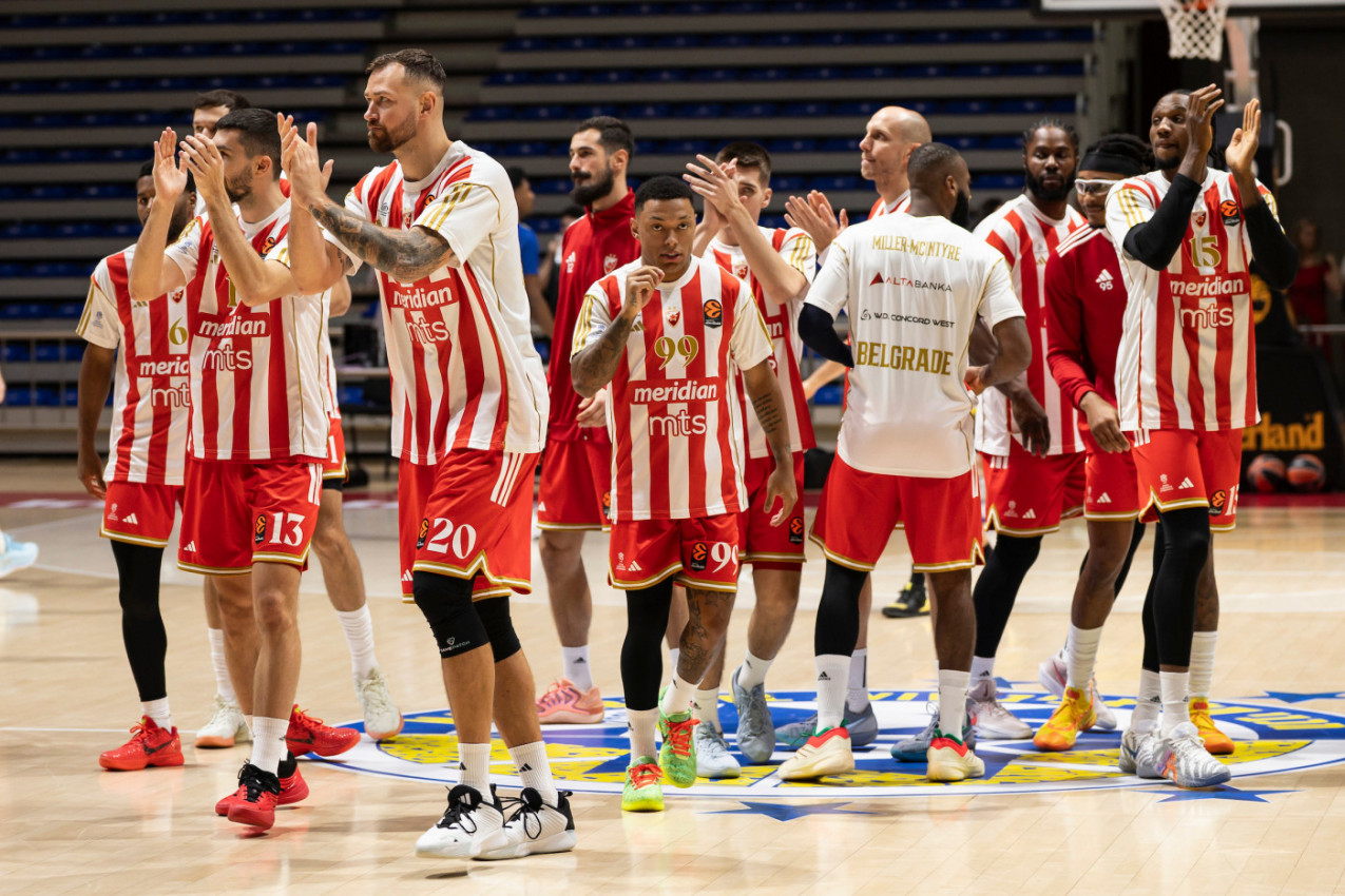 KOŠARKAŠ ZVEZDE MERIDIANBET IZVRNUO ZGLOB! S bolnom grimasom napustio teren - IMA LI KRAJA NESREĆNIM SLUČAJEVIM U CRVENO-BELOM TABORU!