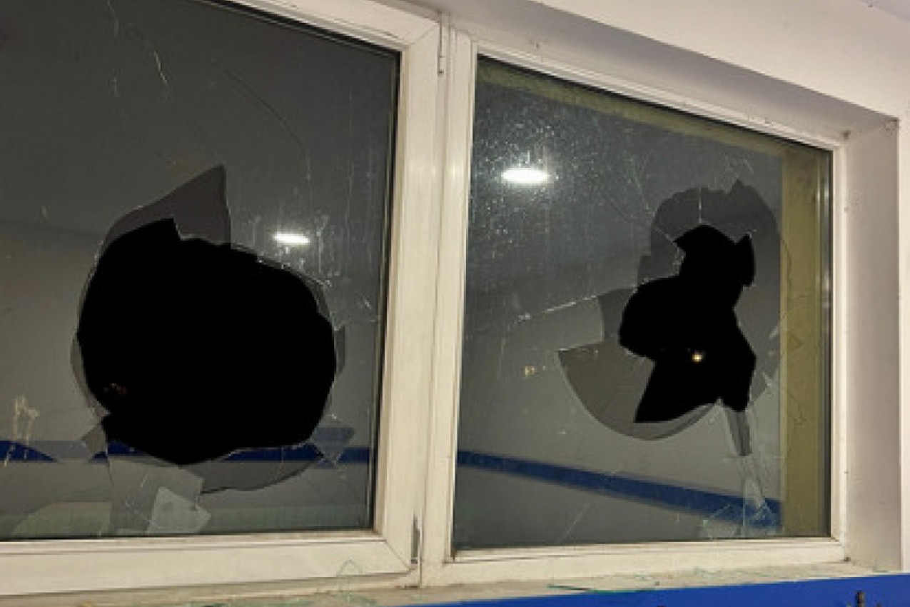 VANDALSKI ČIN NA STADIONU ZEMUNA: Dok je trening trajao, dogodio se UŽAS! (FOTO)