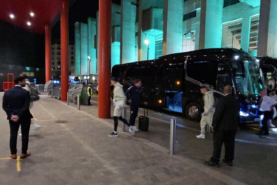 FUDBALERI SRBIJE STIGLI U LONDON! Imali su specijalan doček! (FOTO+VIDEO)