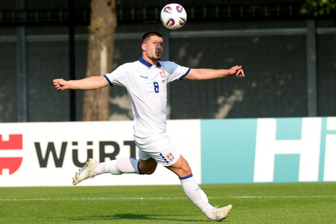 LUKA JOVIĆ SE VRAĆA U ZVEZDU: Oglasio se srpski napadač i otkrio koliko para traži