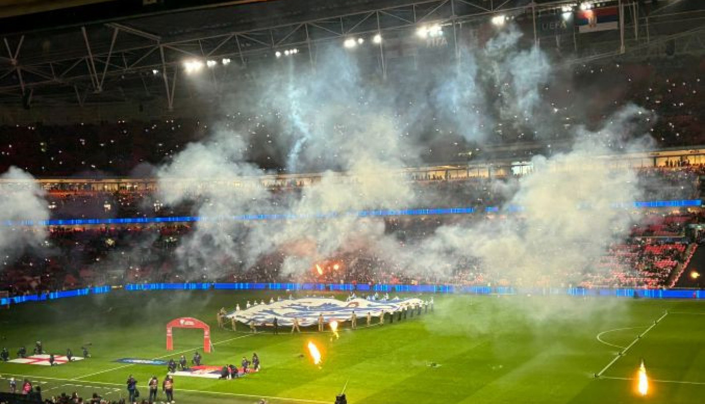 MOĆAN SIMBOL NA GRUDIMA "ORLOVA": Za pobedu Srbije nad Engleskom! (FOTO)