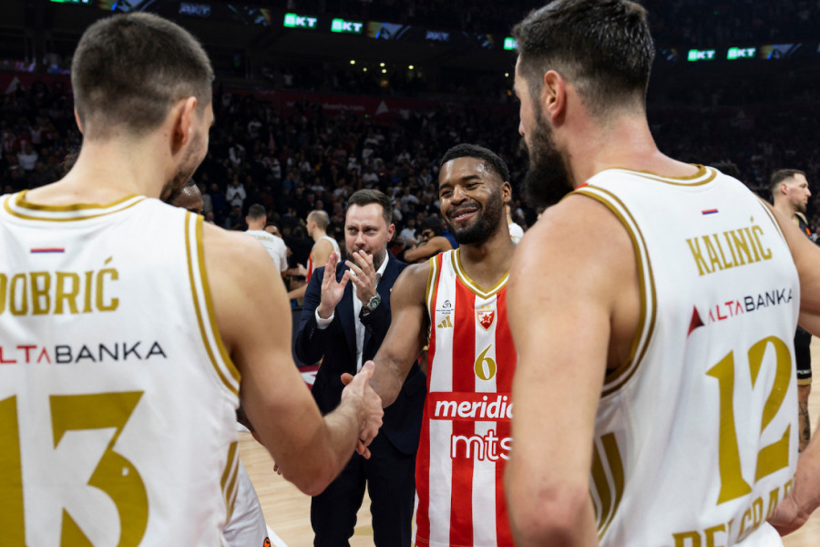 ŠTA SE DOGAĐA U LJUBLJANI? Derbi meč kasni!