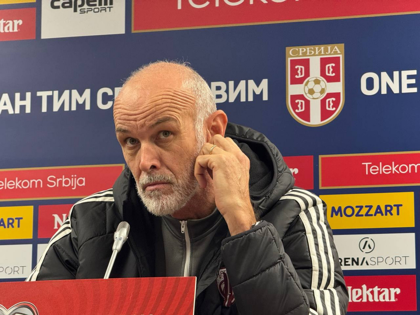 Selektor Letonije Nikolato i fudbaler Gutkovskis pred duel sa Srbijom