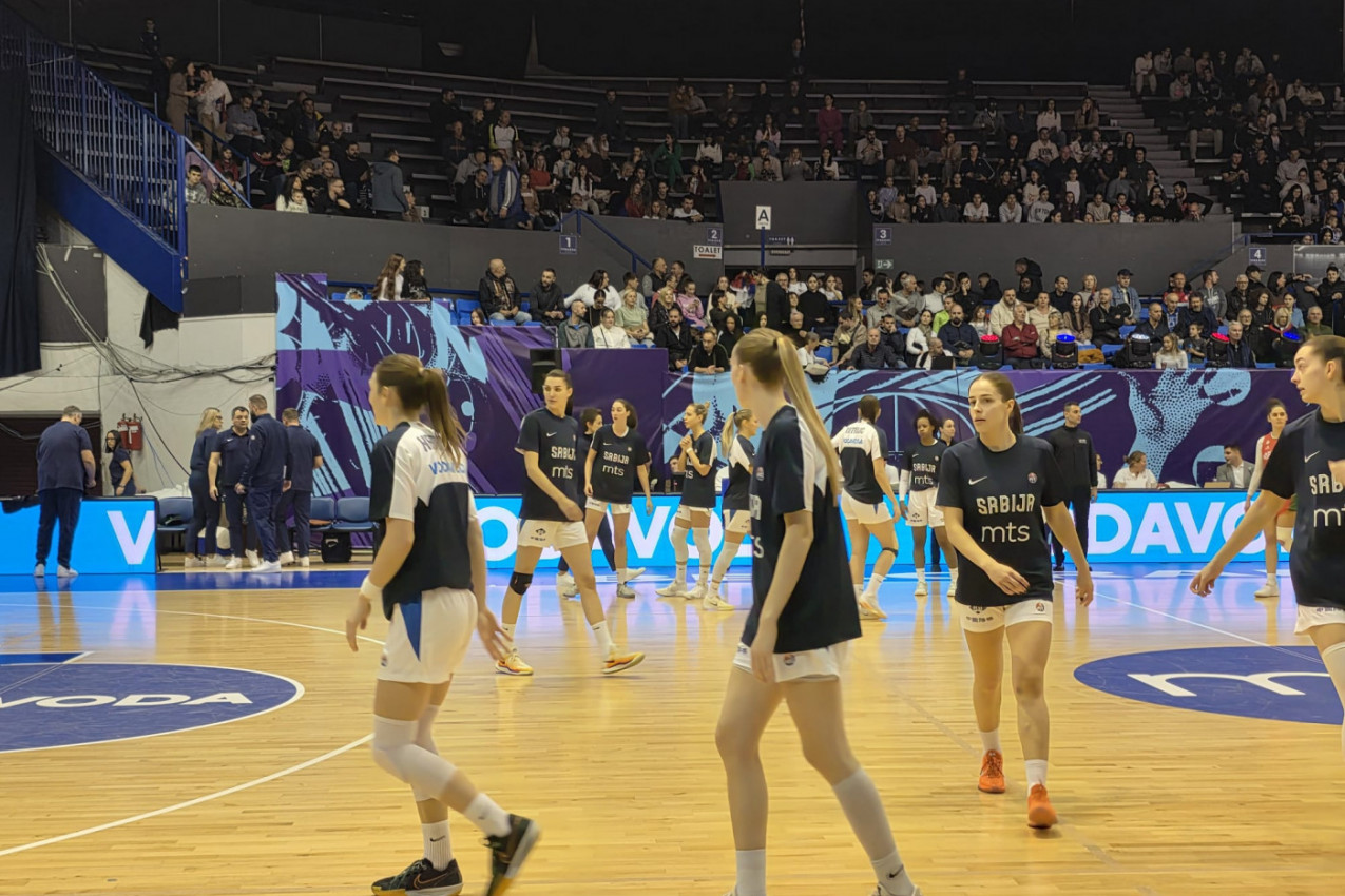 ISTOPILA SE DVOCIFRENA PREDNOST! Naše košarkašice vode, ali gošće im dišu za vratom!