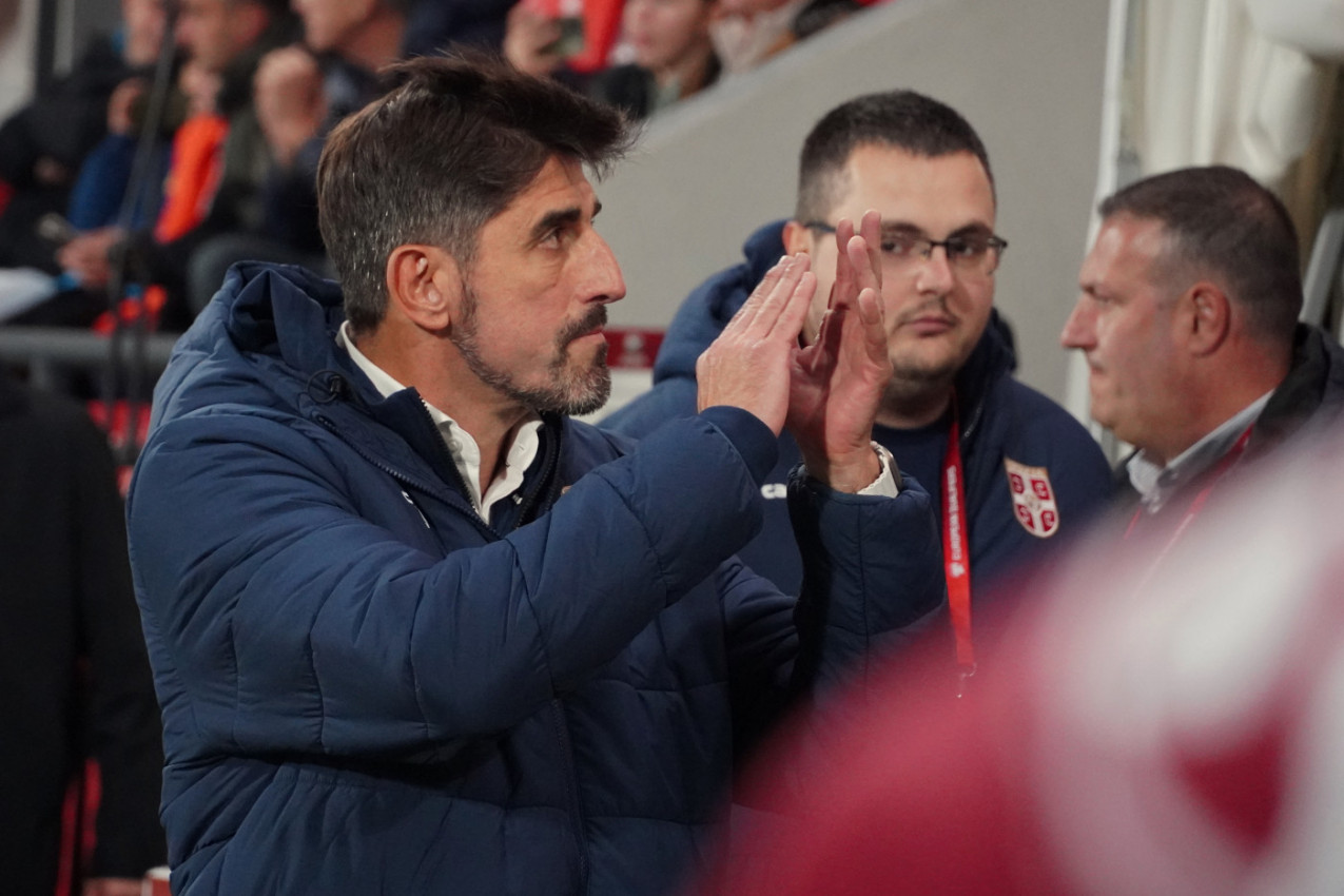 EKSKLUZIVNO: Veljko Paunović oduševio - pogledajte šta je ostavio u svlačionici posle Letonije (FOTO)