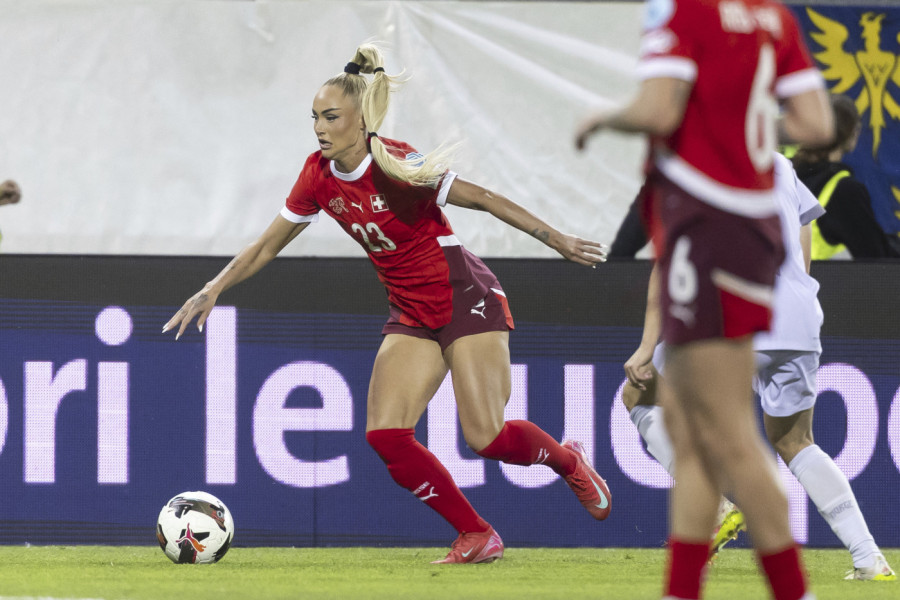 LOPOVI JOJ UPALI U SPAVAĆU SOBU, A ONDA JE USLEDIO ŠOK: Najlepša fudbalerka sveta zaprepastila reakcijom