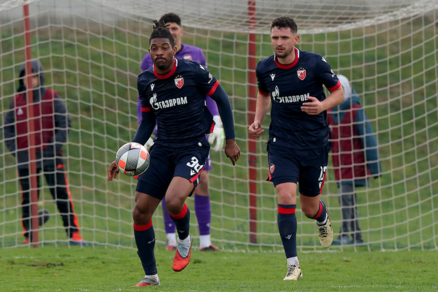 MIRKO IVANIĆ POVEĆAVA PREDNOST CRVENE ZVEZDE! Crveno-beli rutinski protiv trećeligaša