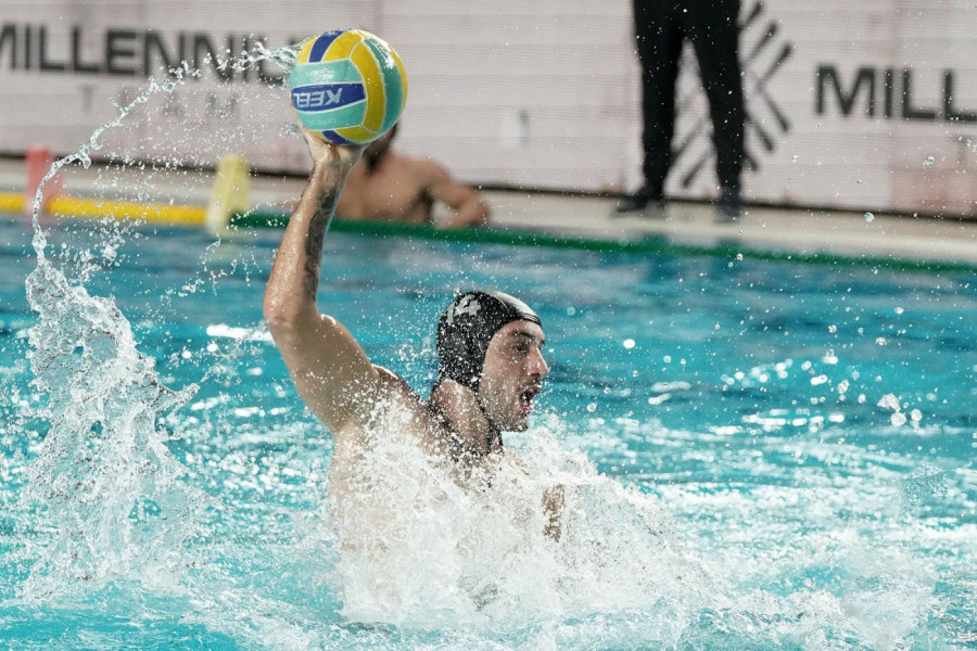 CRNO-BELI NEMI POSMATRAČI NA BANJICI: Kragujevčani priredili vaterpolo spektakl u Beogradu!