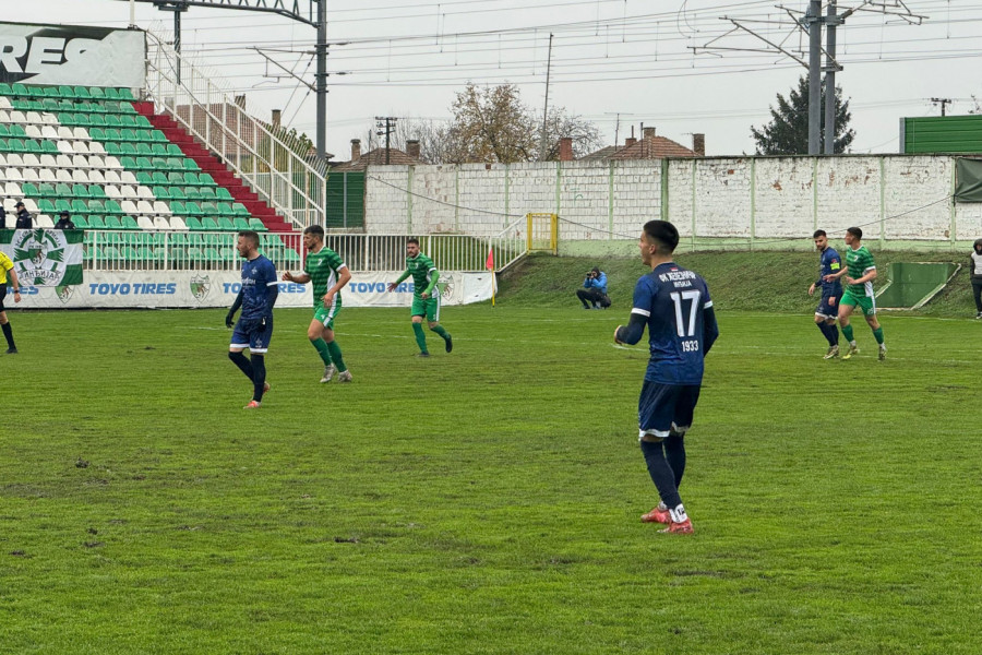 SUPERLIGAŠKI INTENZITET FUDBALA U INĐIJI: Ko bi rekao da se ovaj duel igra u okviru Srpske lige?! (VIDEO)