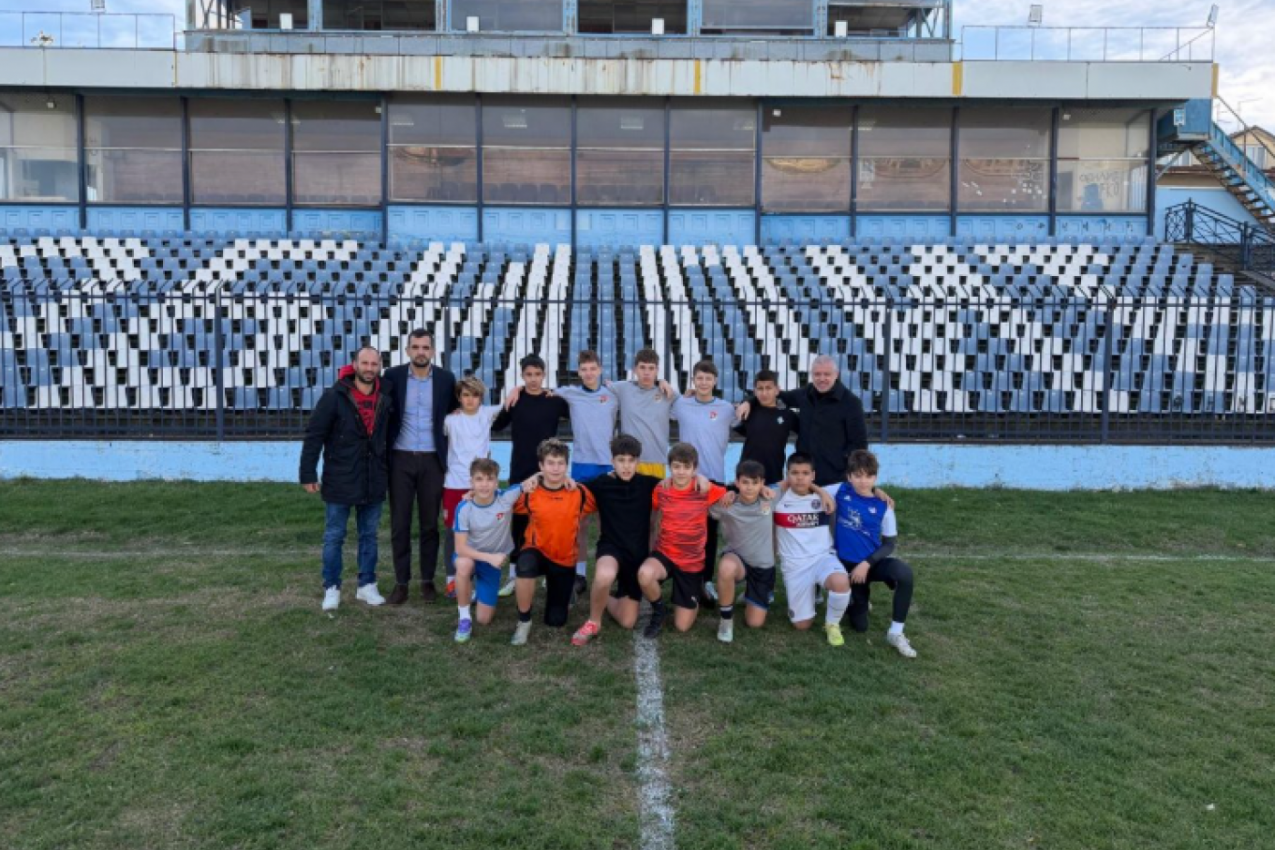 PREDSEDNIK FS BEOGRADA NIKOLA LAZETIĆ I GENERALNI SEKRETAR MILORAD NIKOLIĆ U POSETI FSU OBILIĆ 1924 (FOTO GALERIJA)