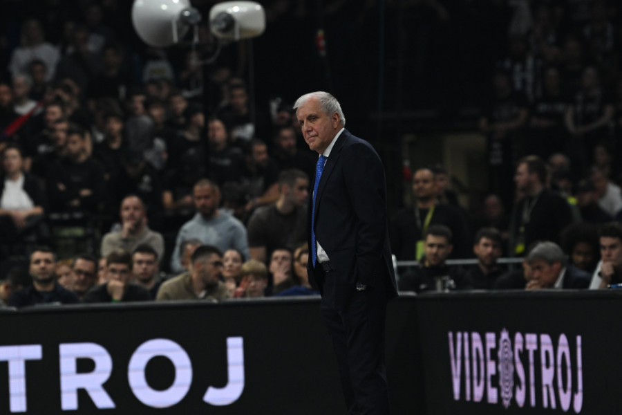 NIJE MU BILO DO PRIČE: Nakon debakla u Atini, Obradović jedva izrekao jednu rečenicu!