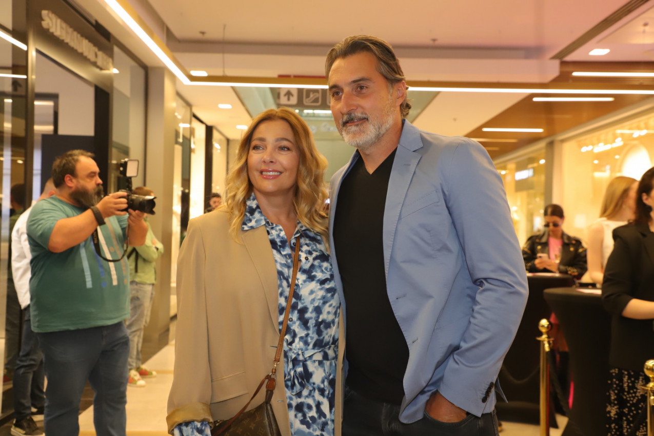 SLAVLJE U DOMU NENADA ZIMONJIĆA: Proslavljeni teniser ne može biti ponosniji