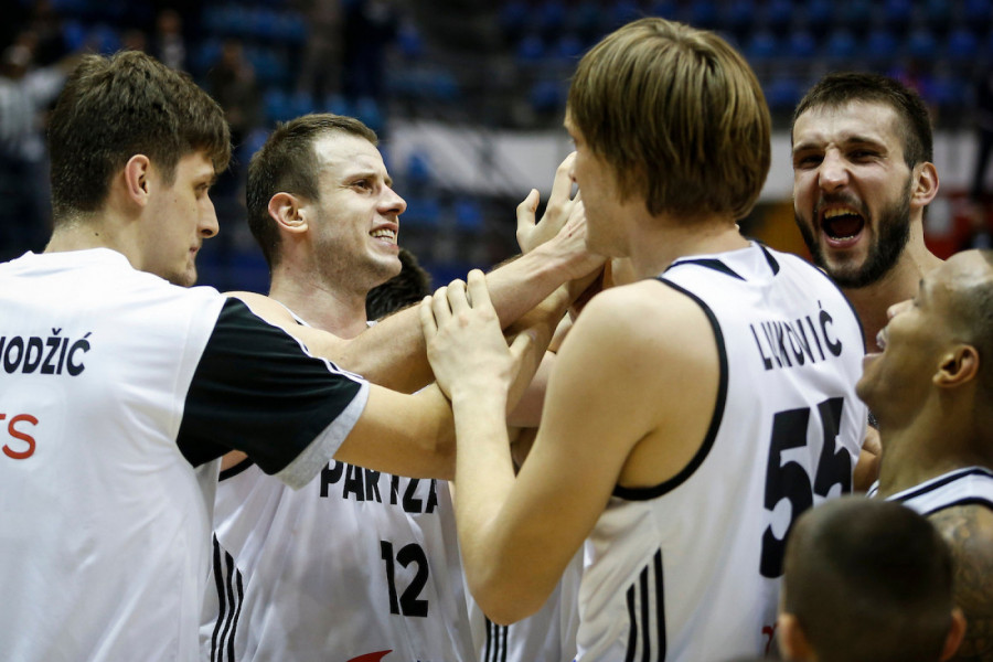 BRUTALNA PORUKA NEKADAŠNJEG KOŠARKAŠA PARTIZANA: Samo njih dvojica mogu da SPASU Partizan!