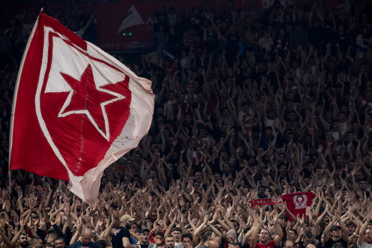 NAKON ŠTO JE OLI BAČEN NA KOLENA: Hitno oglašavanje kluba sa Malog Kalemegdana!