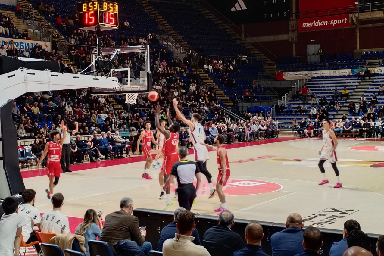 TAKO SE VOLI SRBIJA: Pešić, Micić i Dobrić došli da bodre "orlove" - tu je i Raduljica! (VIDEO)