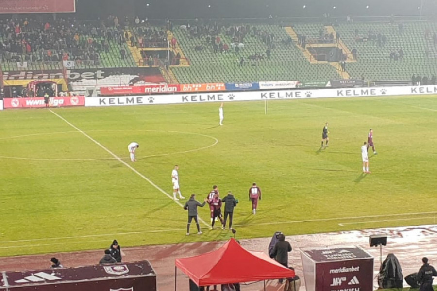 NEVEROVATNE SCENE U SARAJEVU: Navijači grudvama gađali igrače zbog loše igre! (VIDEO)