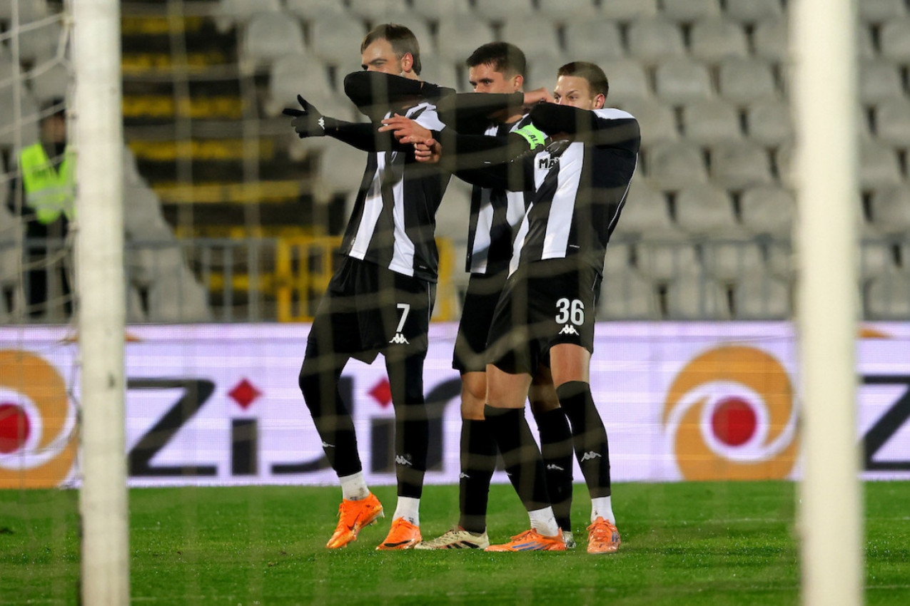 PARTIZAN JE JOŠ UVEK PRVI: Crno-beli mogu da zadrže lidersku poziciju ako se OVO DESI!