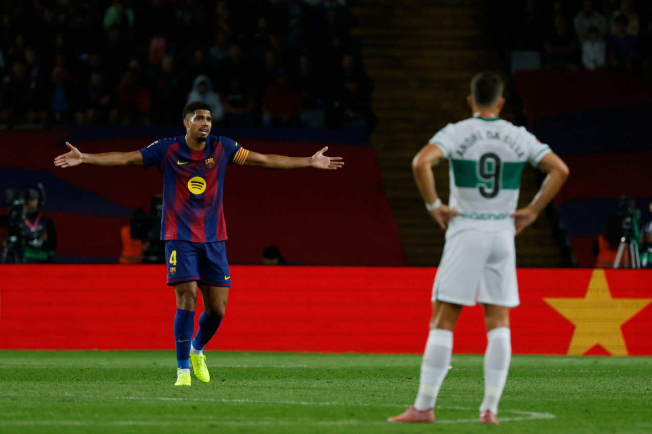 BARSELONA MU DOZVOLILA! Arauho napustio klub - RAZLOZI NISU POZNATI!