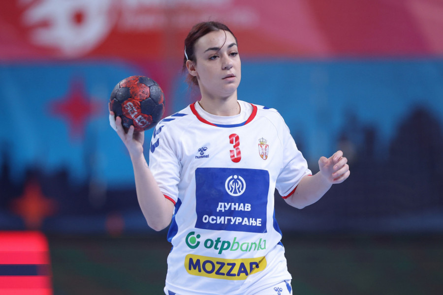 TEODORA VELIČKOVIĆ STIGLA U DORTMUND: Osećaj je odličan, daću sve od sebe!