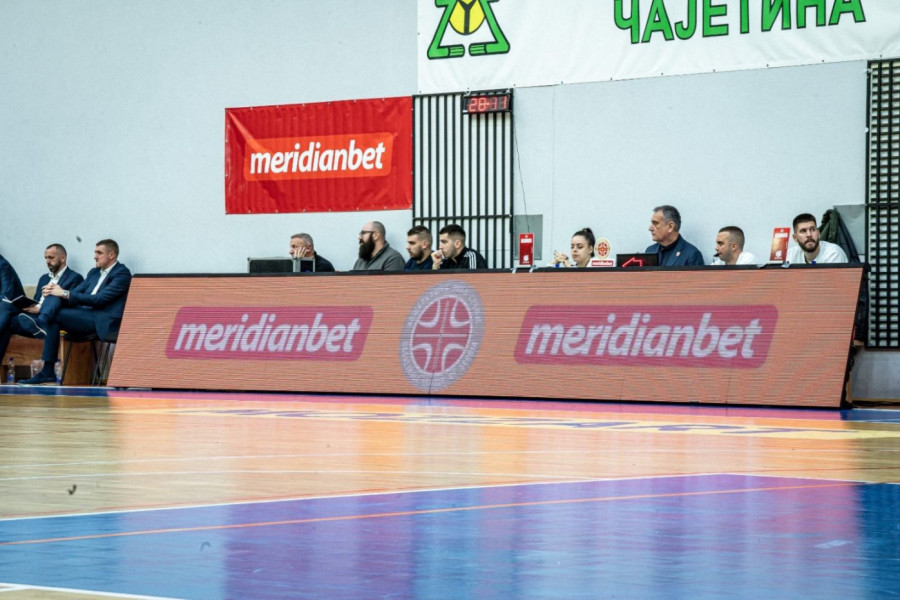 STOP NASILJU NAD ŽENAMAME-OUT: Simboličan time-out na košarkaškim terenima