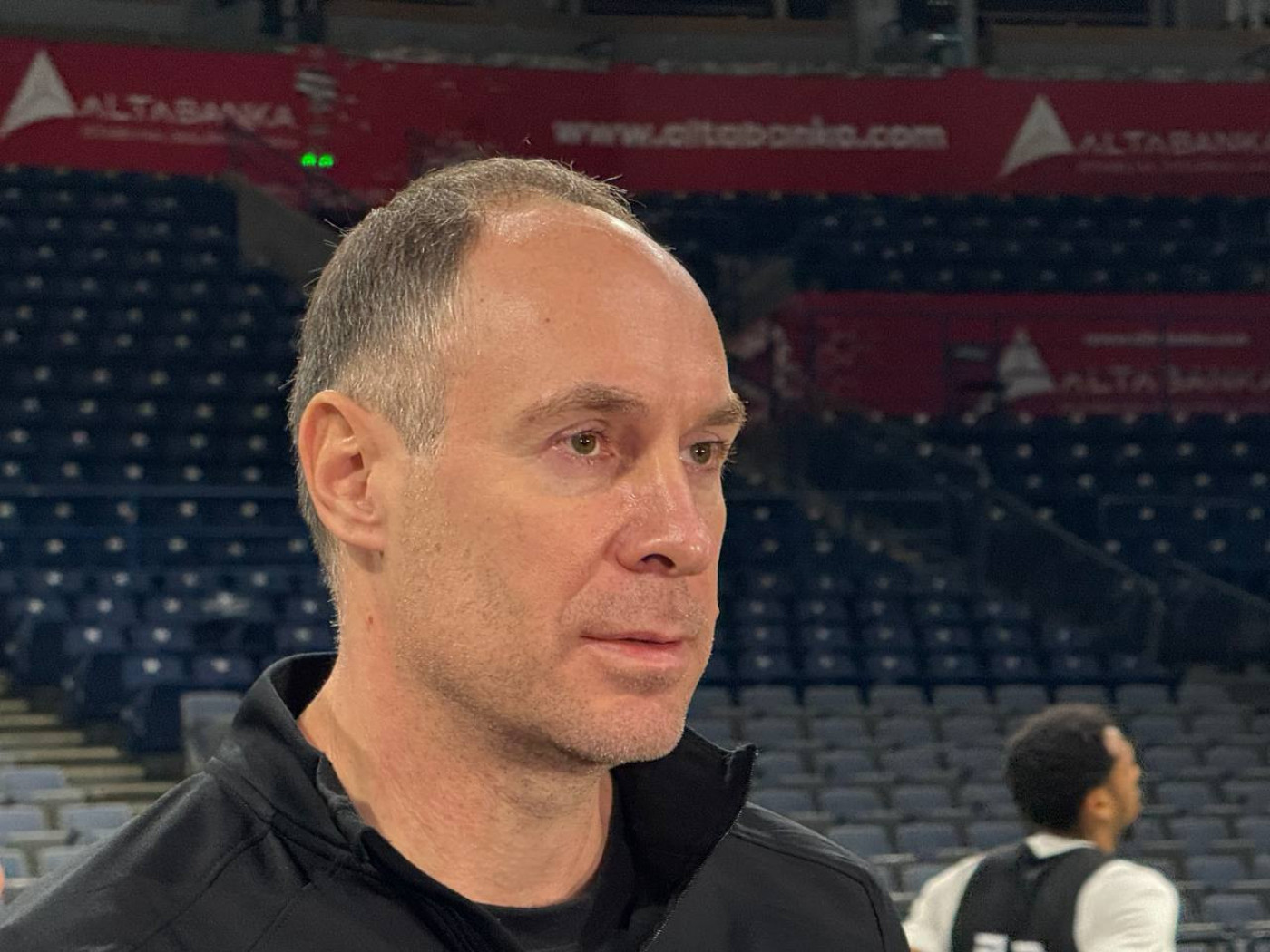 V.d. trener Partizana Mirko Ocokoljić pred meč sa Bajernom u Evroligi