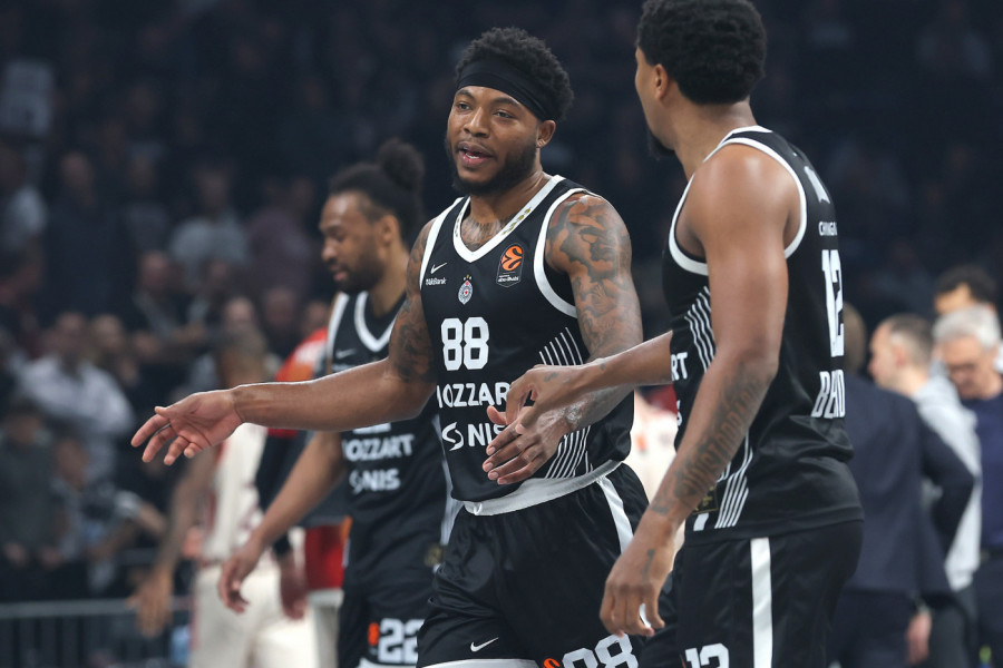 DŽONS PORUČIO NAKON POBEDE NAD BAJERNOM: Idemo dalje, nećemo se na ovom zaustaviti