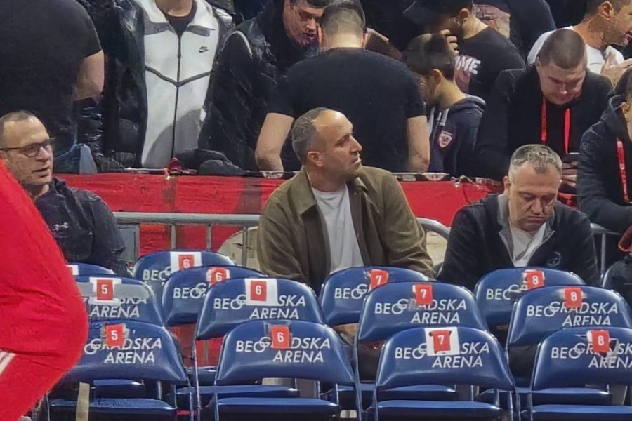 LEGENDARNI NAPADAČ ZVEZDE U ARENI: Fudbaler koga obožavaju delije došao da pruži podršku protiv Barse! (FOTO)