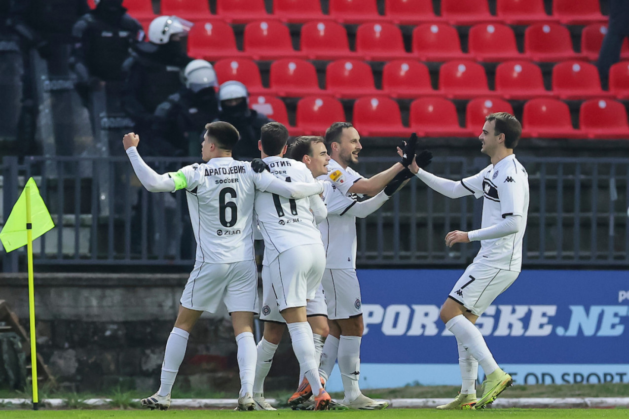 MAJSTORIJA TRIFUNOVIĆA I MILOŠEVIĆA: Ovako je Partizan "plesao" u prvom poluvremenu! (VIDEO)