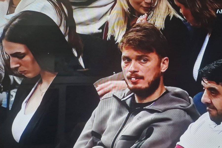 DOBRO POZNATO LICE PRATI ZVEZDU MERIDIANBET! (VIDEO)