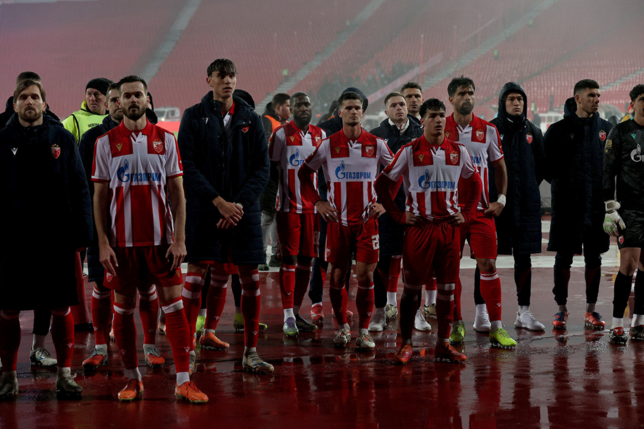 ZVEZDA OVO MORA DA ISKORISTI! Trener Šturma u klinču sa sportskim direktorom - HAOTIČNA SITUACIJA U KLUBU!