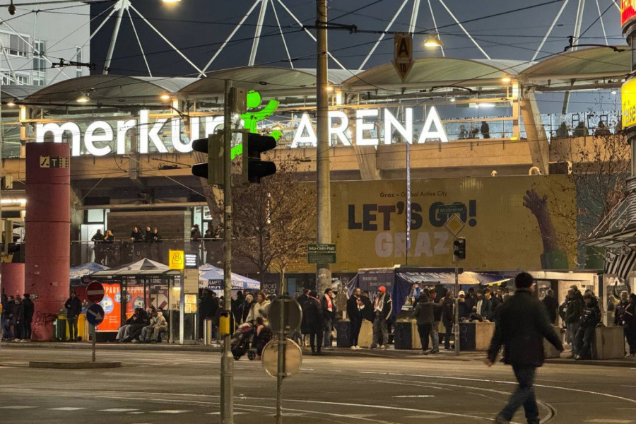 POZNATA PAROLA DELIJA ODZVANJA GRACOM: Pogledajte uz koju pesmu su navijači Zvezde stigli na stadion (VIDEO)
