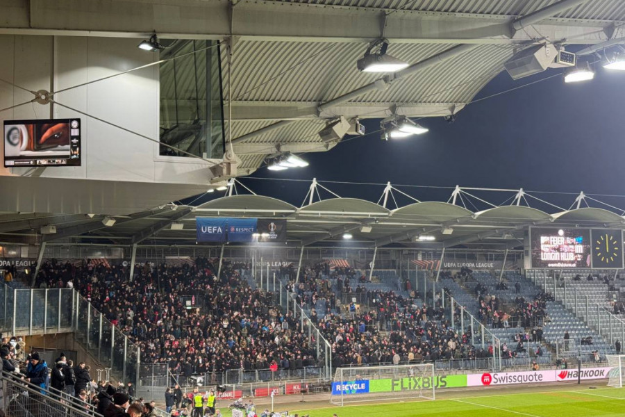 NAVIJAČKI OBRAČUN U GRACU: Pogledajte šta su uradili navijači Zvezde i Šturma pred meč (VIDEO)