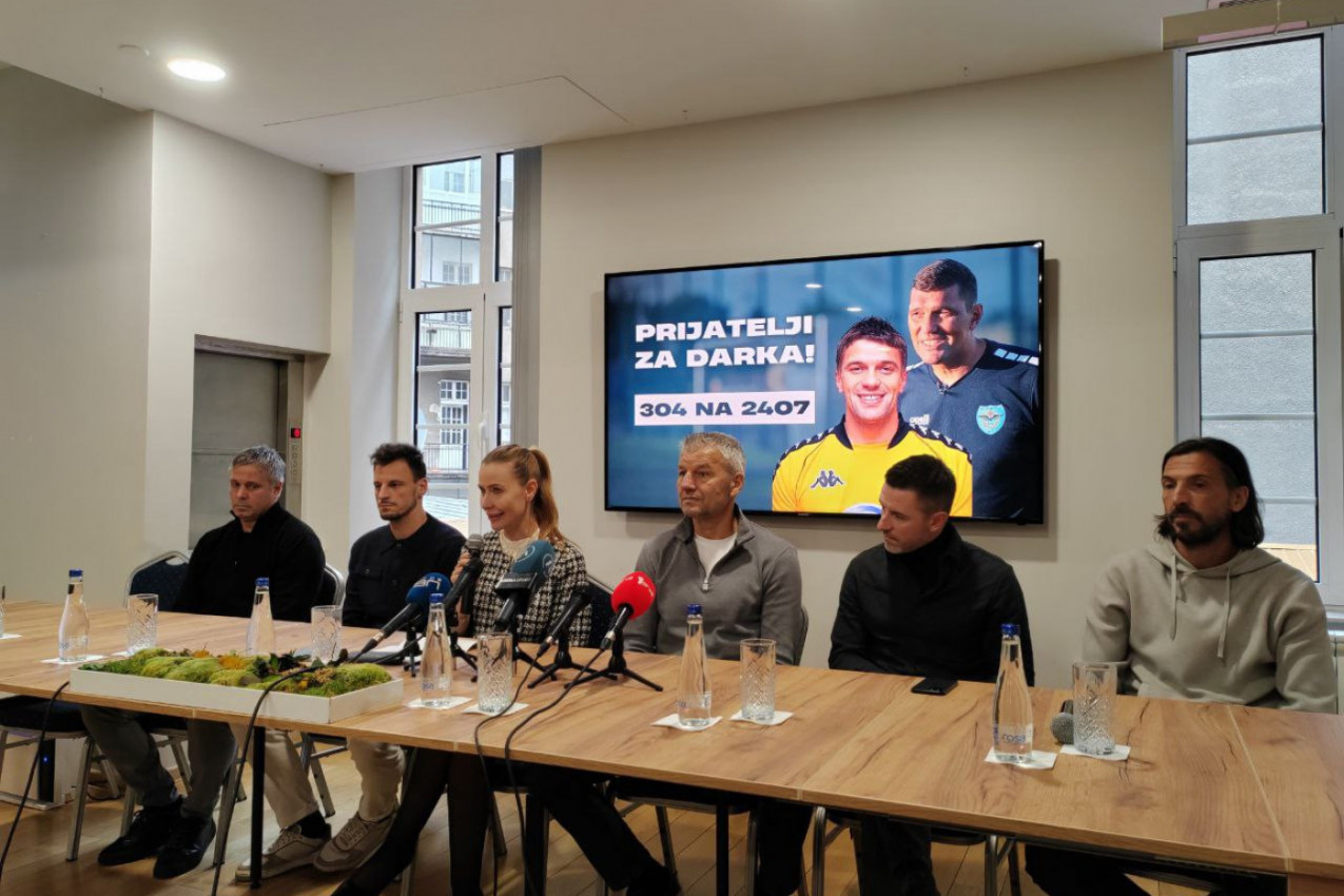 PRIJATELJI IGRAJU DA DARKO POBEDI: Za utorak najavljen jedan od najhumanijih mečeva (VIDEO)