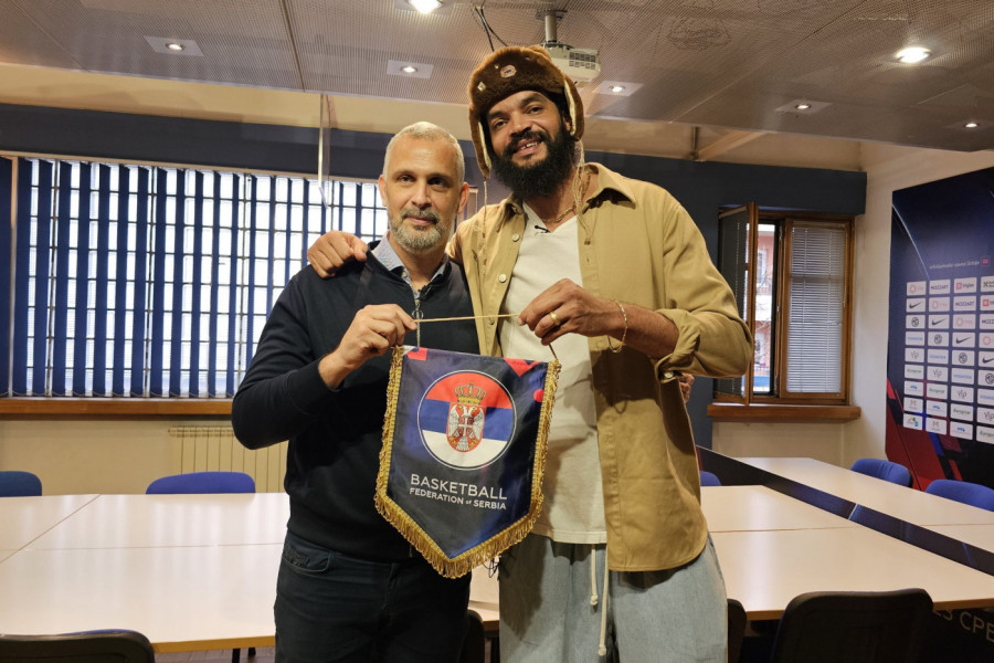KAKVA VEST ZA SRPSKI SPORT: Bivši NBA as Joakim Noa posetio "Kuću košarke"