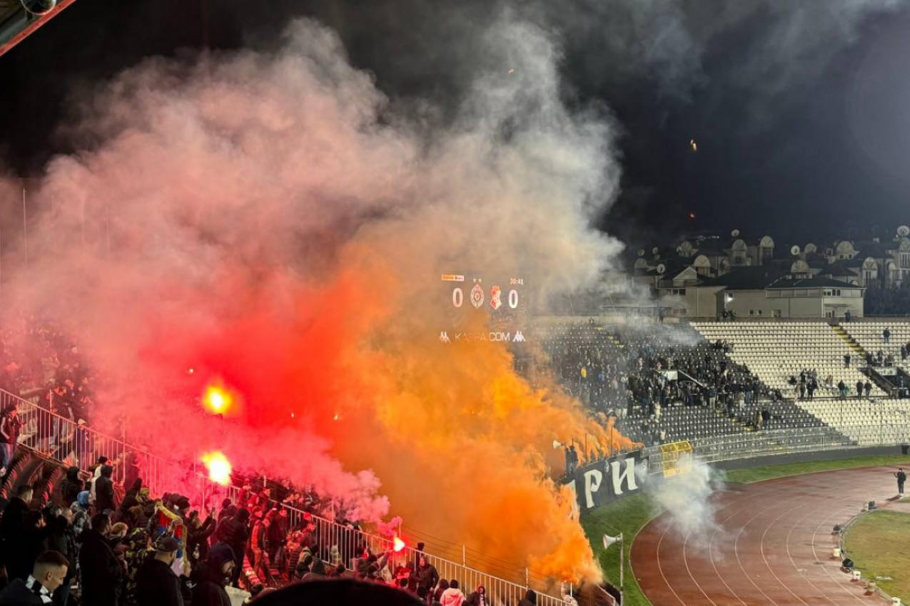 ŽURKA NASTAVLJENA I PROTIV NAPRETKA: Grobari napravili ŠOU u Humskoj ulici! (VIDEO)