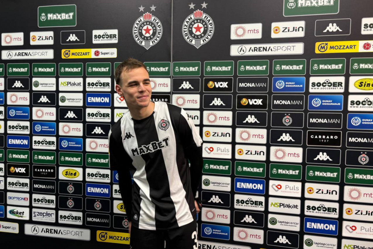 TRIFUNOVIĆ SA OSMEHOM NA LICU: Nije bitno ko daje golove, već da POBEĐUJEMO! (VIDEO)