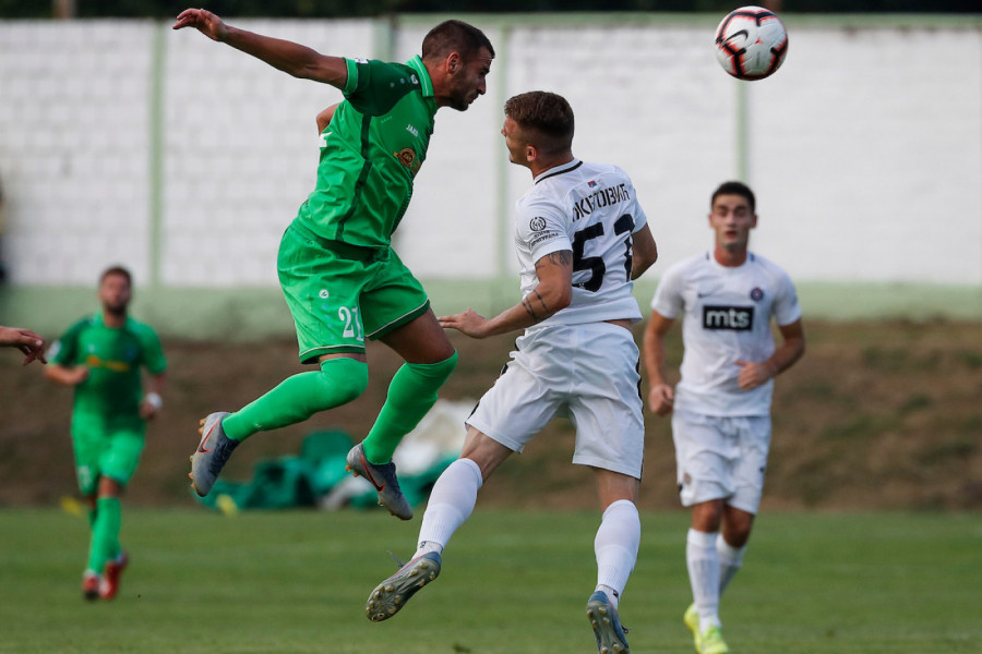 IZNENADNI RASKID SARADNJE: Klub i defanzivac dogovorili sporazumni prekid ugovora!