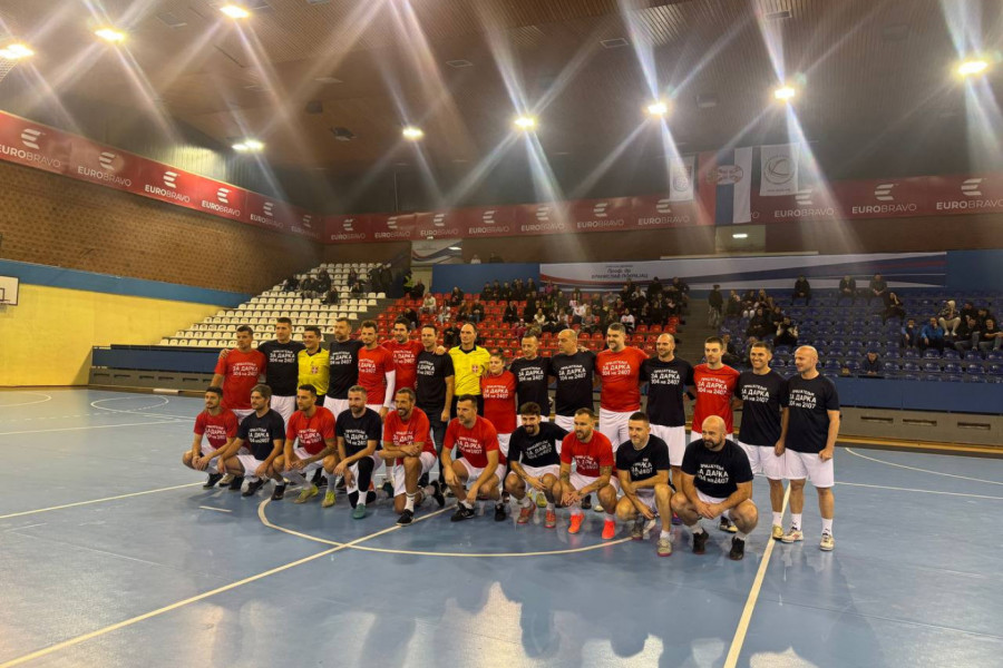 NIKAD EMOTIVNIJA UTAKMICA: Fudbalske legende uz Darka Božovića - više od igre, više od svakog rivalstva! (FOTO,VIDEO)