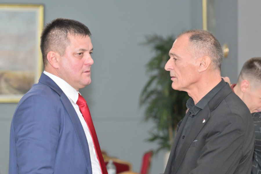 TANOVIĆ GOST NOVOSADSKIH ARBITARA: Novogodišnji koktel u režiji Organizacije sudija