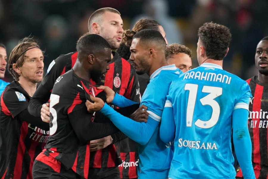 SRPSKI DUEL U RIJADU: Napoli rutinirao Milan! (VIDEO)