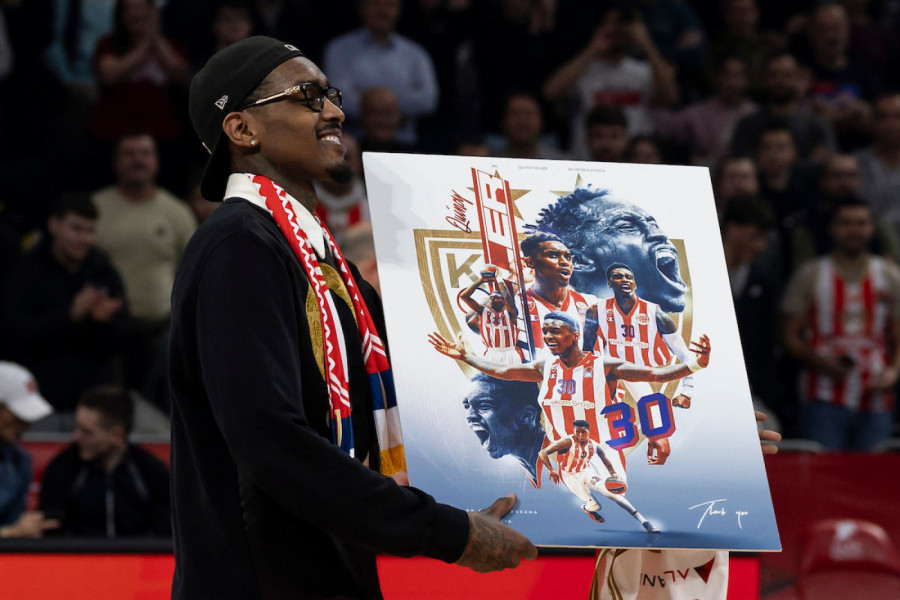 ZVEZDA MOŽE NA FAJNAL-FOR! Kvinsi Miler "izgoreo" pored aut-linije: Došlo mi da je izađem na teren i zaigram (VIDEO)