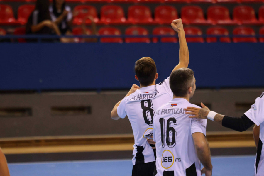 PARTIZAN POČISTIO ZVEZDU, KRASNIĆ PORUČIO: Pobedili smo najvećeg rivala u polufinalu, idemo po TROFEJ! (VIDEO)