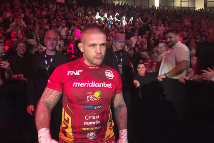 VRLO, VRLO KRATKO: Vaso Bakočević nokautiran posle nekoliko sekundi borbe!