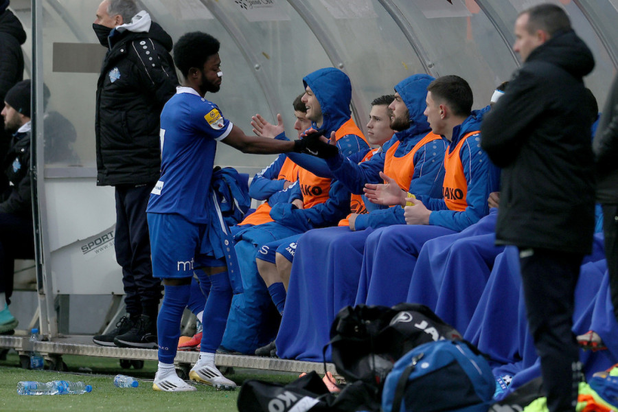 GOLČINA OVUSUA U NADOKNADI: Radnik na prelep način završio jesenju sezonu! (VIDEO)