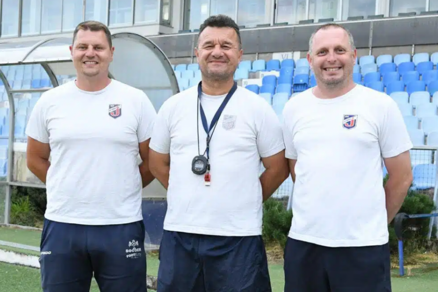 TERZIĆ VEROVAO IGRAČIMA, ONI MU VRATILI NA TERENU: GFK Jagodina zimu dočekala na drugom mestu