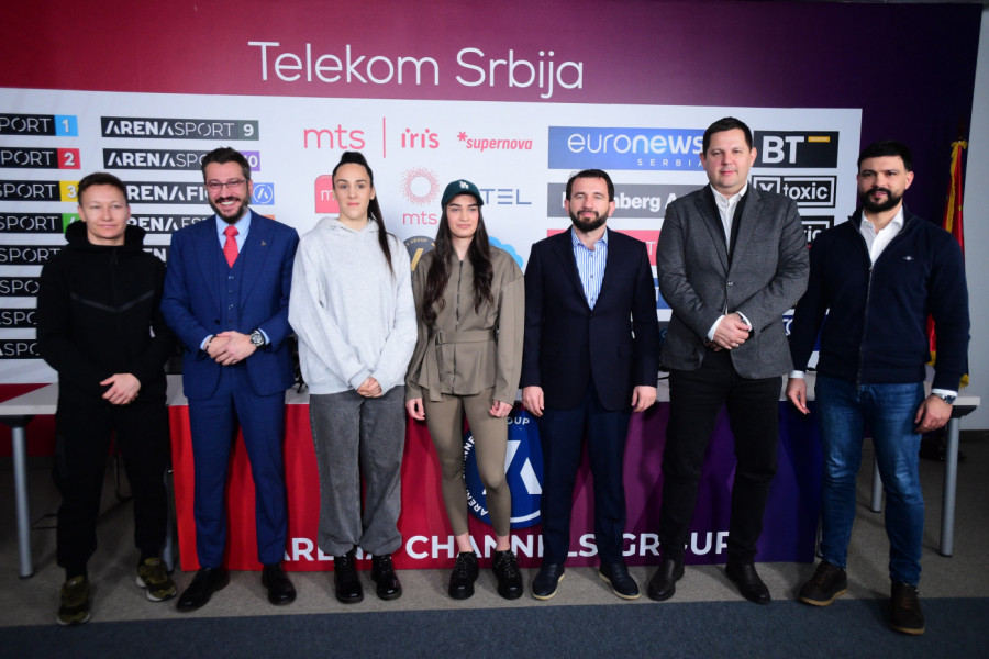 SRPSKE BOKS ŠAMPIONKE U ZVORNIKU ZIDAJU PUT DO IZREKE: "Kada je jednom vidiš, druže moj, nećeš je nikada više zaboraviti"