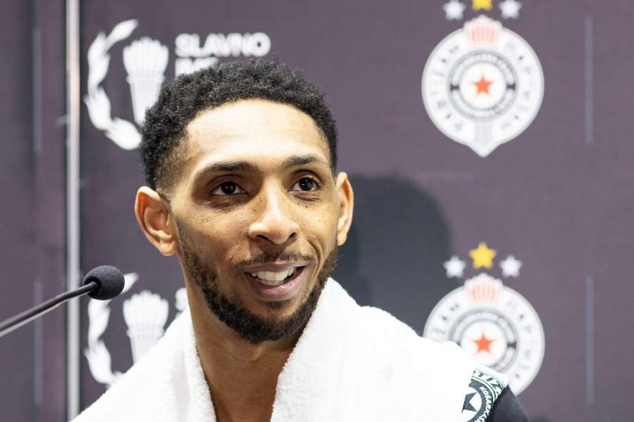 UGUŠIĆE GA ATMOSFERA: Grobari PREZADOVOLJNI PEJNOM, ali se boje JEDNE STVARI! (FOTO)