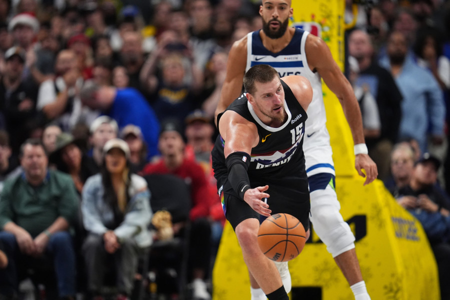 "TO JE NAŠA MALA SVAĐA" Jokić objasnio koga proziva natpisom na majici!