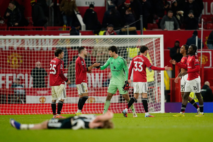 "ĐAVOLI" SRUŠILI NJUKASL: Tradicija Mančester junajteda nije srušena!