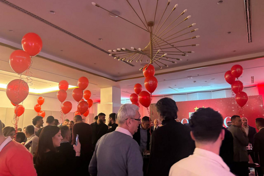 SA OBRADOVIĆEM NA ČELU: Košarkaši Crvene zvezde u centru pažnje na novogodišnjem koktelu - čiji STAJLING vam se najviše dopao? (VIDEO)